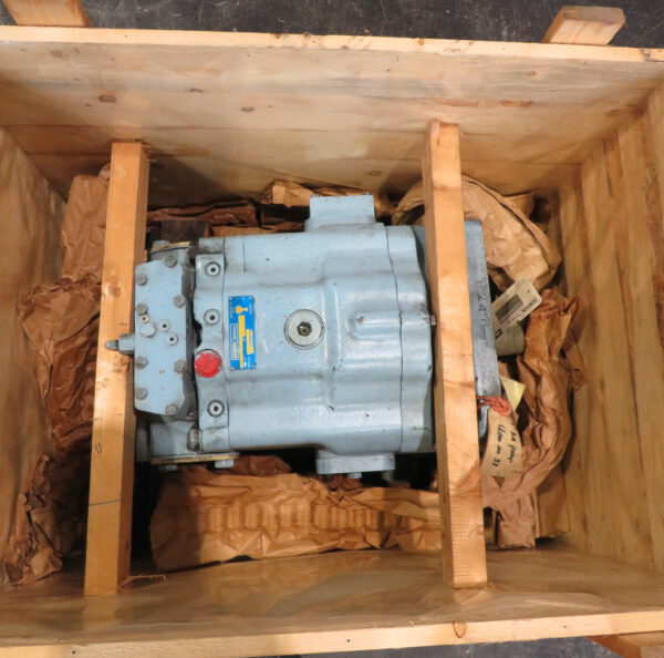 Denison P24P 3RID 9A2 BOO | Hydraulic Piston Pump | Motor